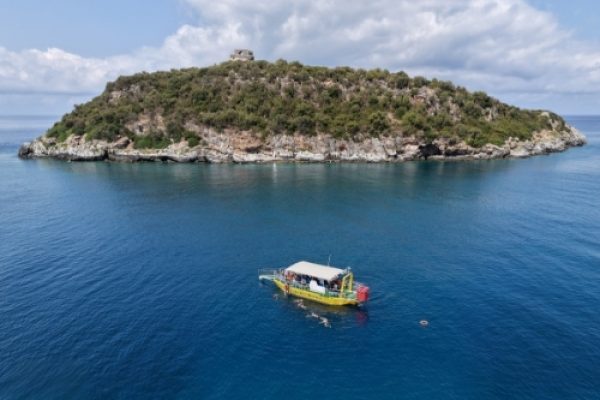 Occhio Marino Diamante, escursione in barca all'isola di Cirella, visione sottomarina