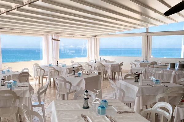 sala-esterna copia(1)